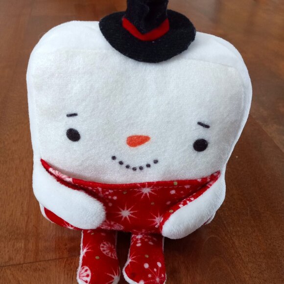 Hallmark Christmas Tuck A Bellies Snowman - Picture 1 of 6